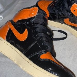 Shatter backboards Jordan 1